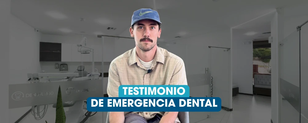 Paciente con dolor dental durante un viaje en Quito recibiendo orientación sobre emergencias dentales